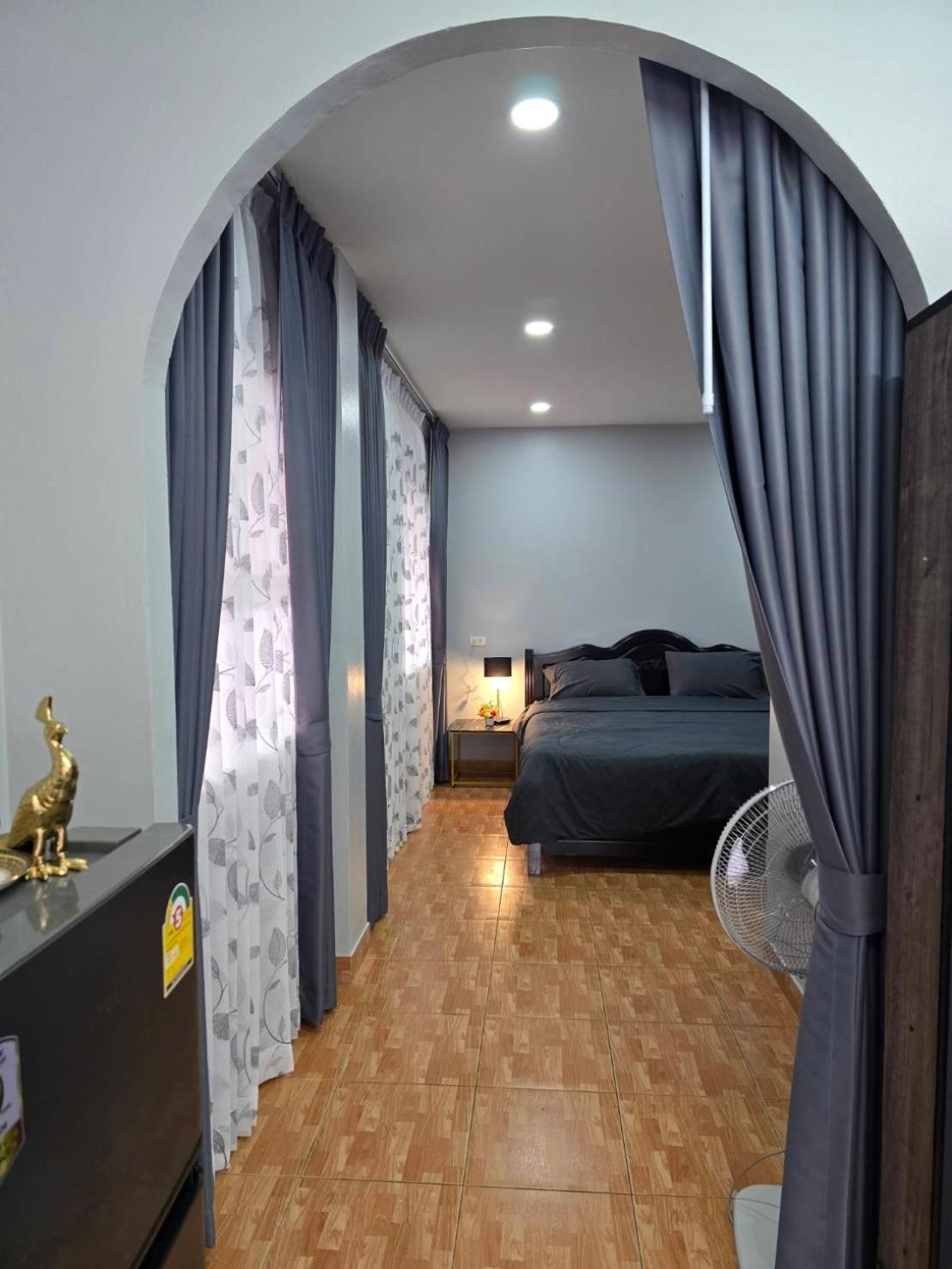 Appartement Marin House Pattaya Extérieur photo