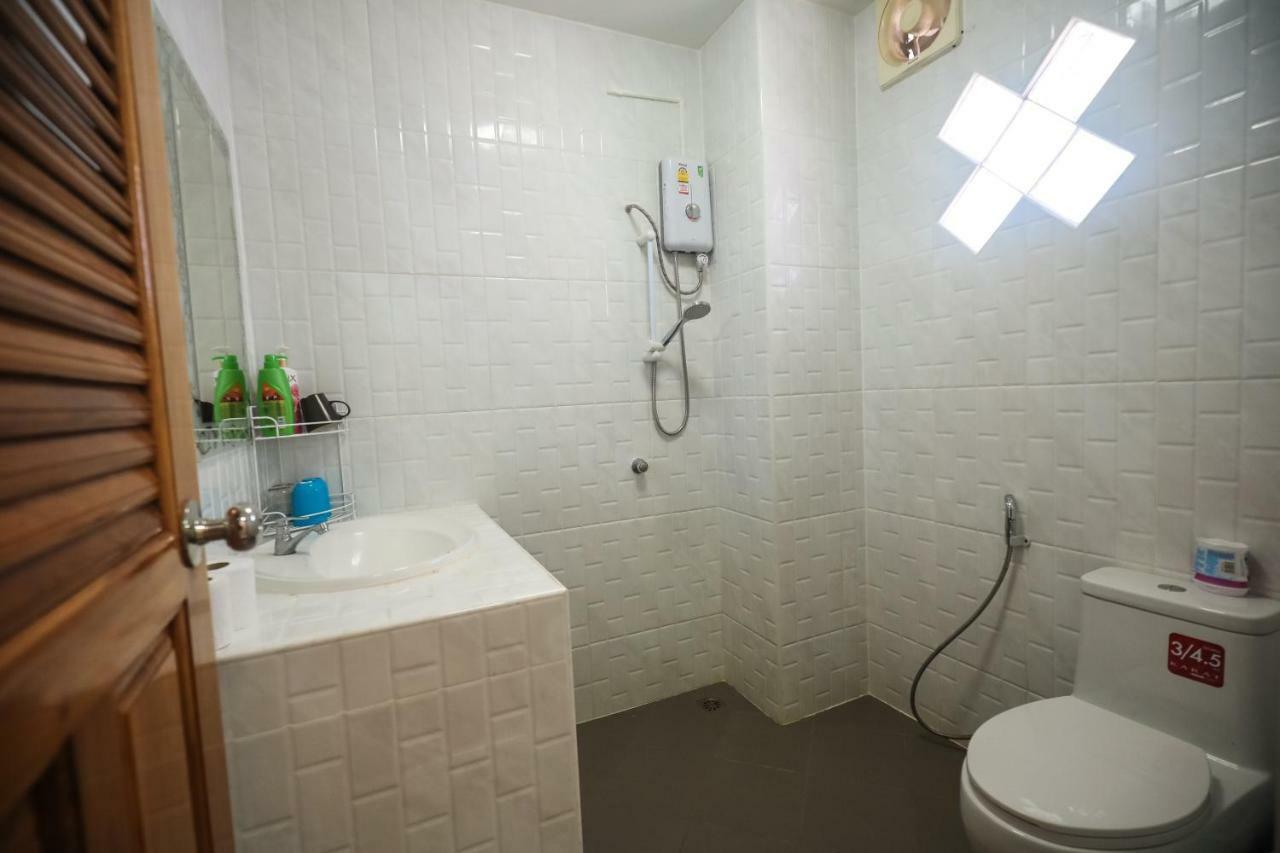 Appartement Marin House Pattaya Extérieur photo