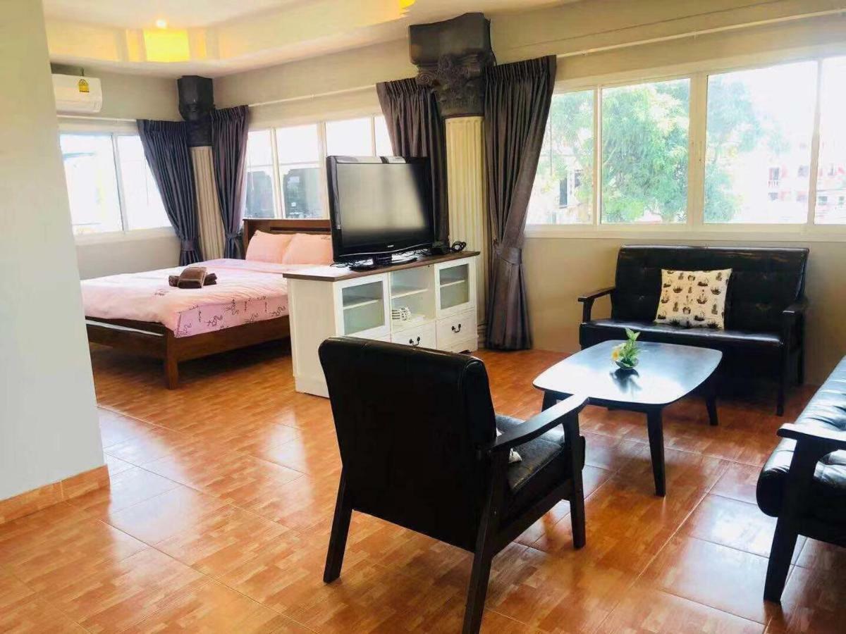 Appartement Marin House Pattaya Extérieur photo